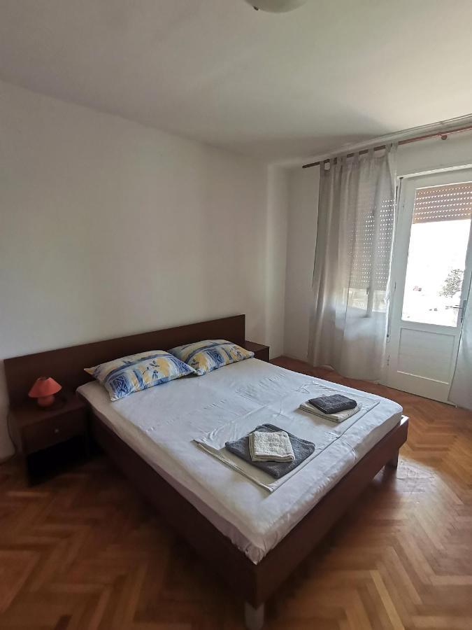 Apartmani Skaric Лопар Екстер'єр фото