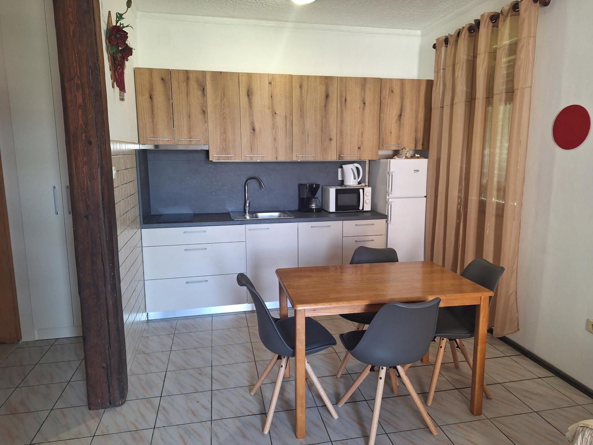 Apartmani Skaric Лопар Екстер'єр фото